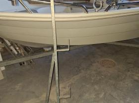 Turvakaidetolppa putoamisesteeksi 14 kpl.