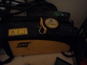  ESAB Caddy Arc 151i -inverteripuikkohitsauskone